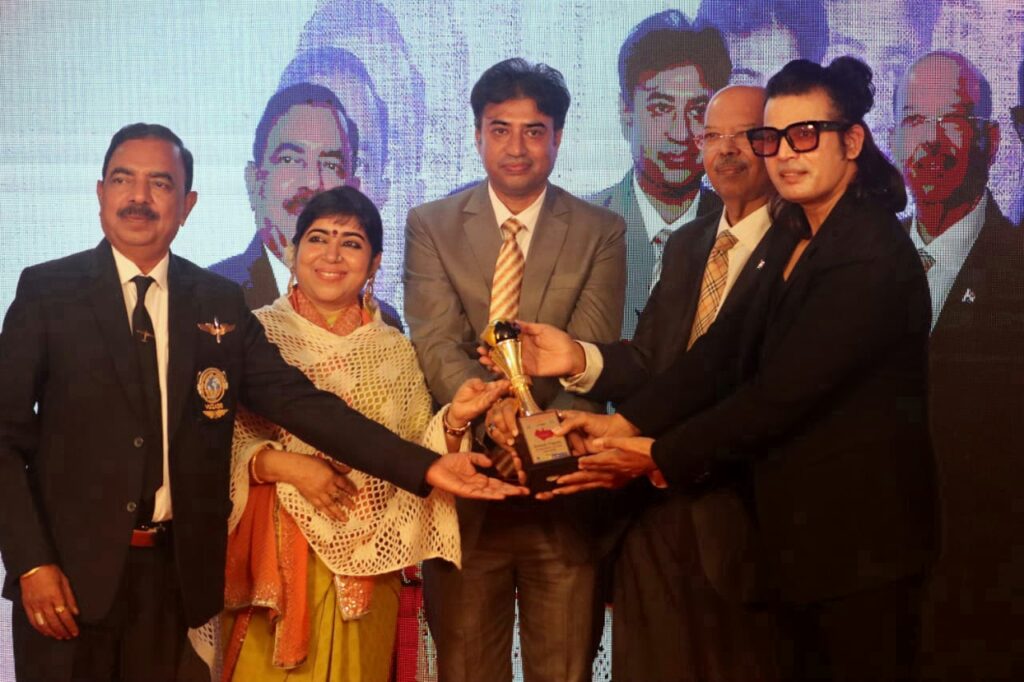 avinash tripathi vindhy gaurav award